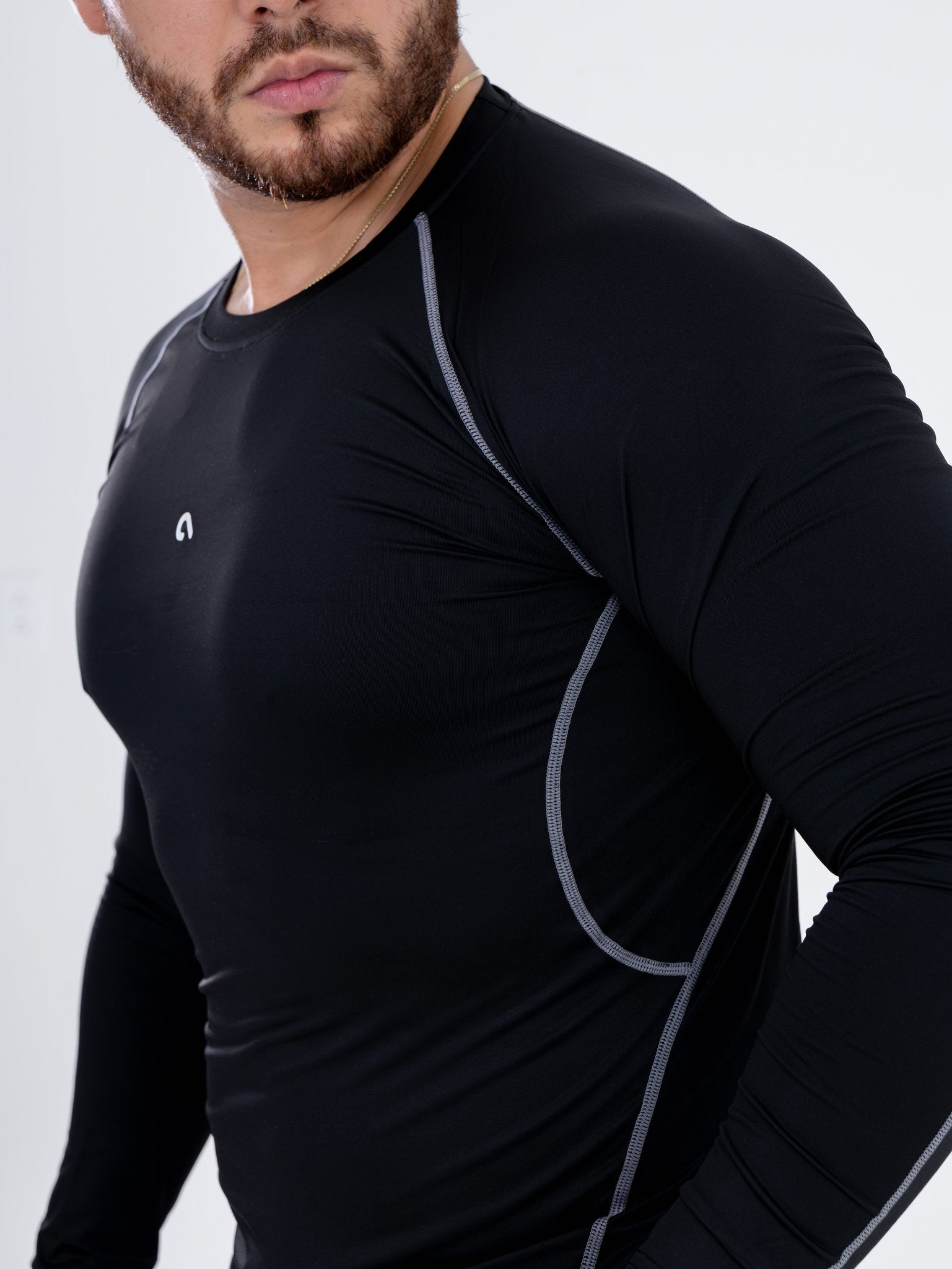 Camiseta Técnica Negra Manga Larga