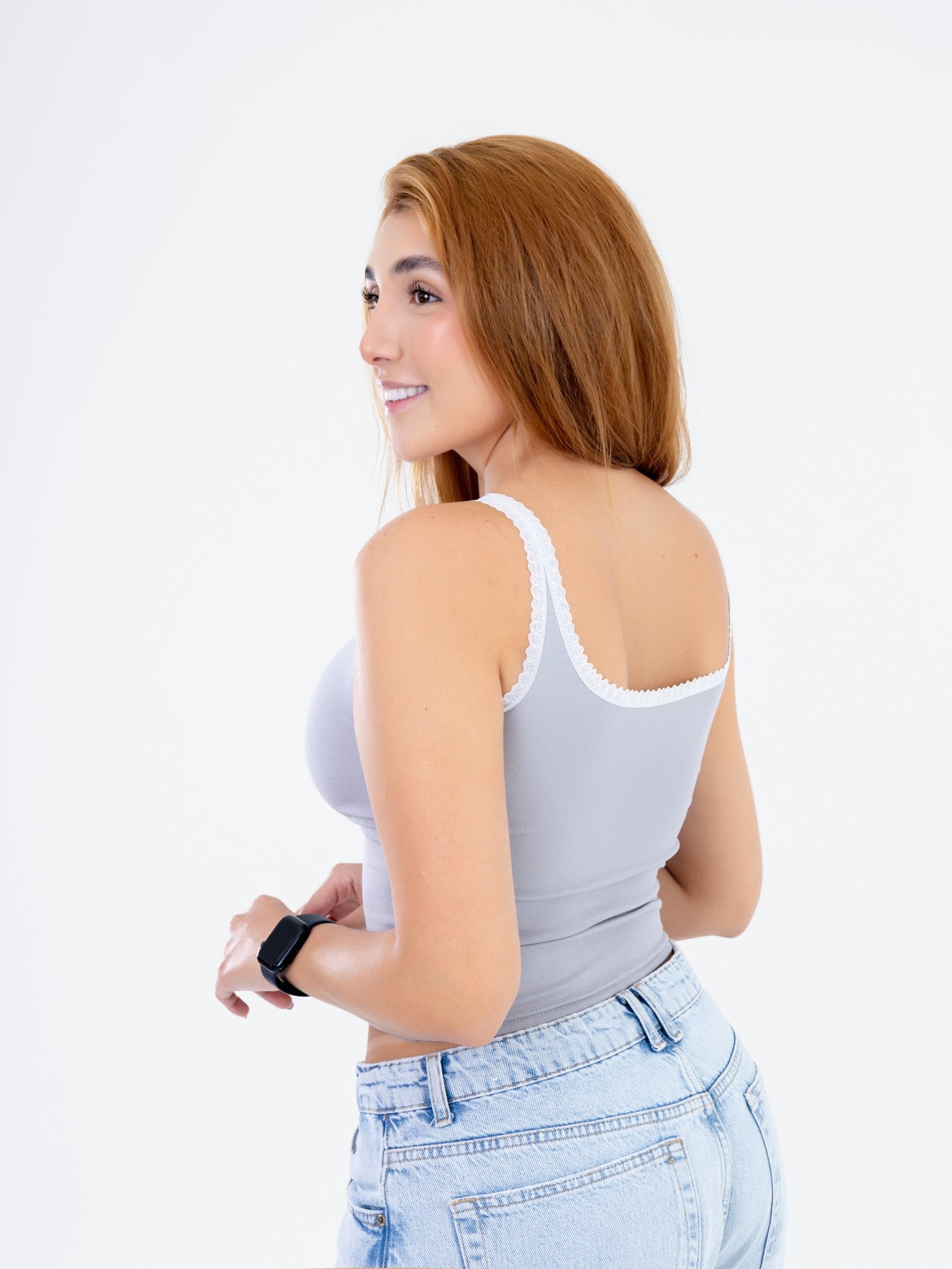 Camiseta de Tirantes Gris con Encaje