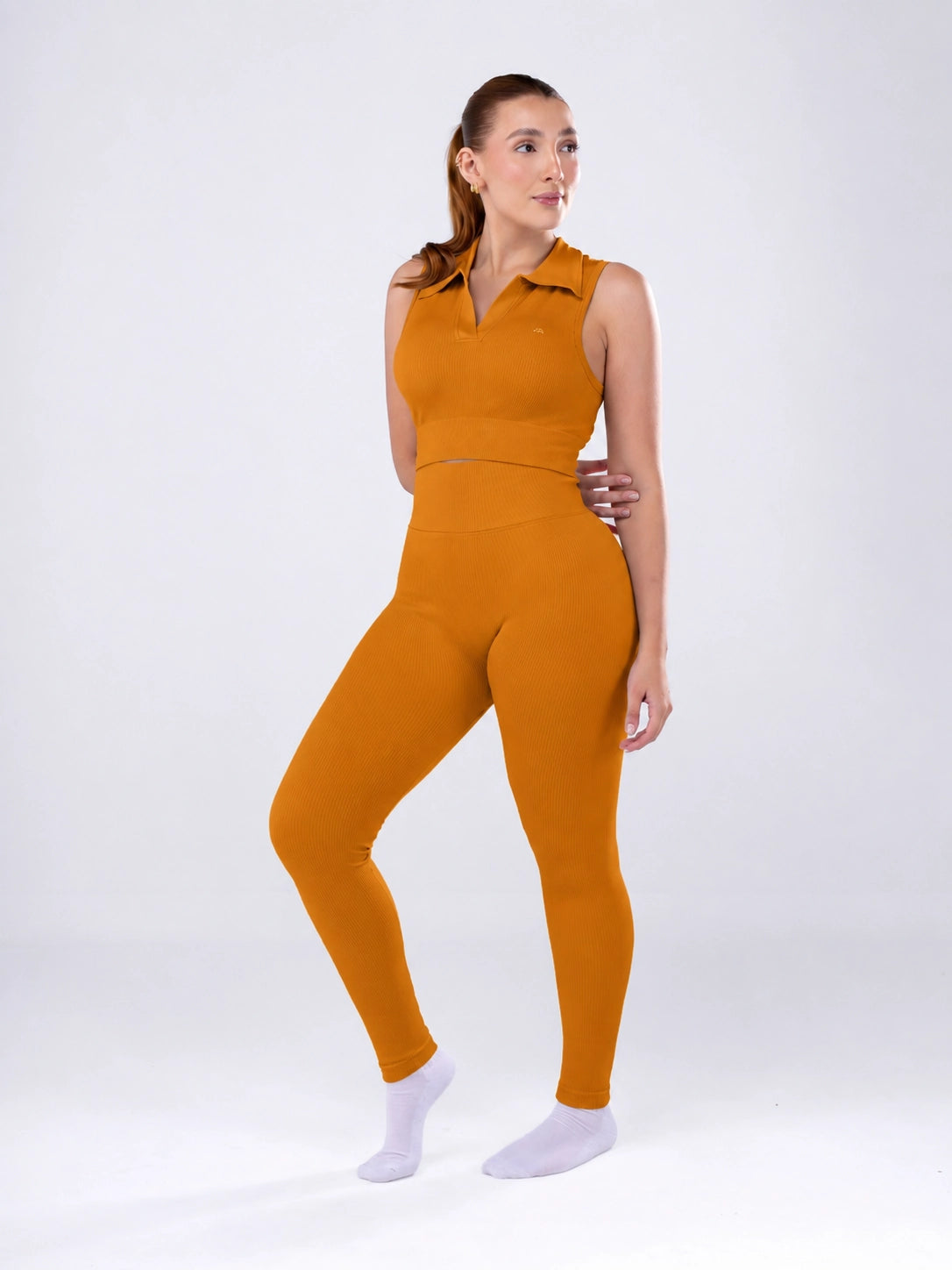Conjunto Leggin y Blusa Tipo Polo